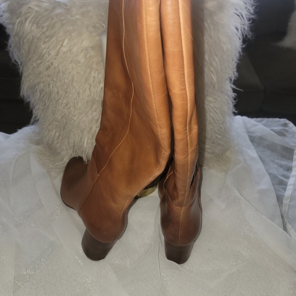 Boots - Picture 2 of 10